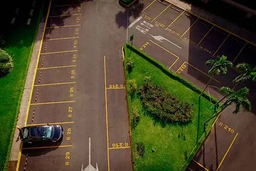 Importancia de la limpieza de parqueos en condominios | MARO&nbsp;CMP